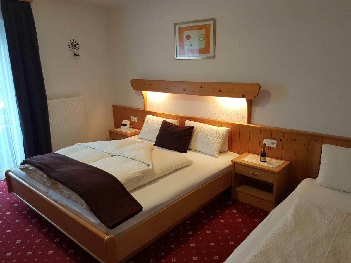 Gaestehaus Walch Фенделс Екстериор снимка