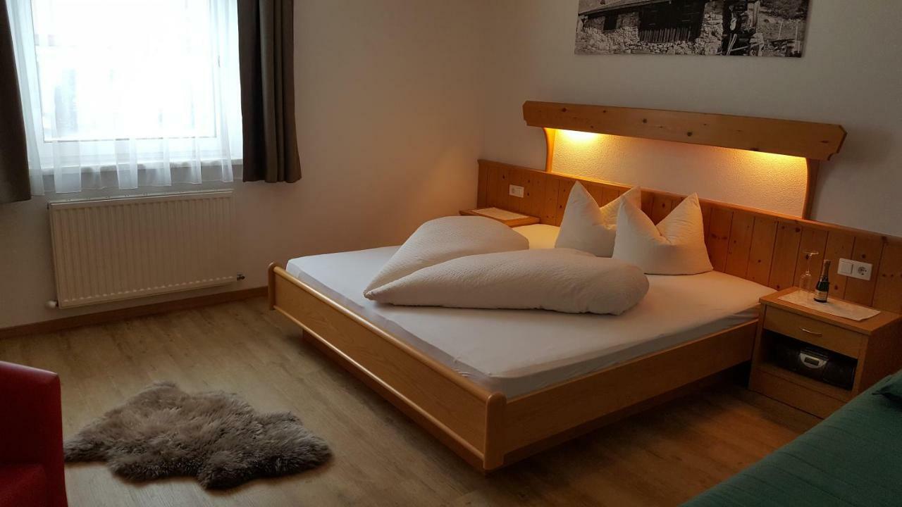 Gaestehaus Walch Фенделс Екстериор снимка